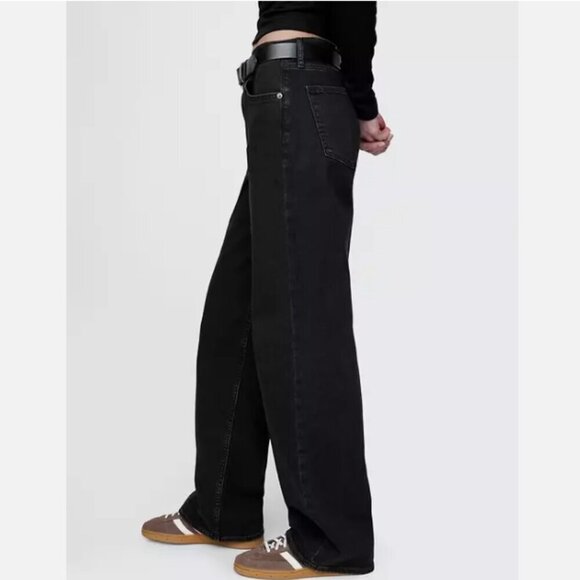 GAP Mid Rise Black Wash 90's Style Loose Straight Jeans Size 25/0 #752100 RT$80 - Picture 3 of 14